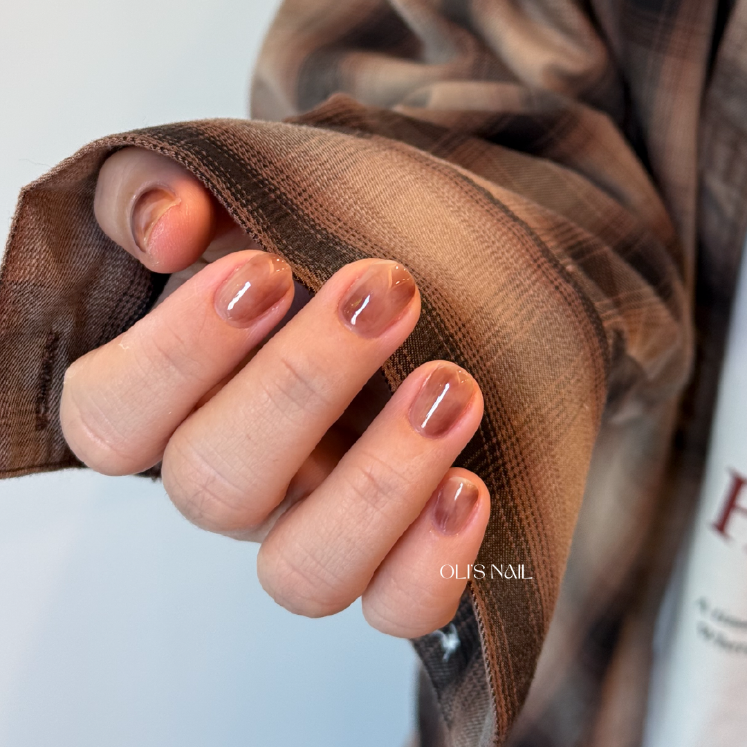 OLI'S NAIL 奧里美甲|高雄美甲|日系琥珀暈染美甲